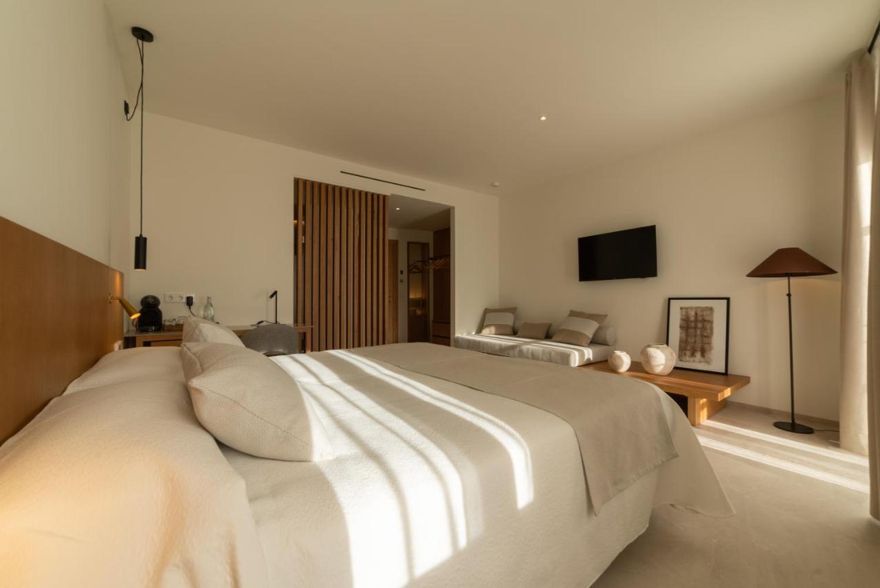 Nema Boutique & 4*